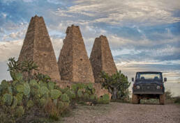 Land Rover Defender in Mineral de Pozos, Mexico